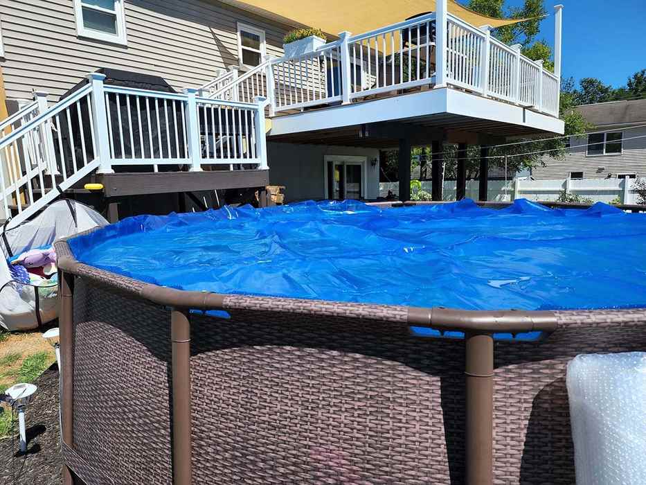 Waarom moet u investeren in een zonneafdekking voor uw bovengronds zwembad?